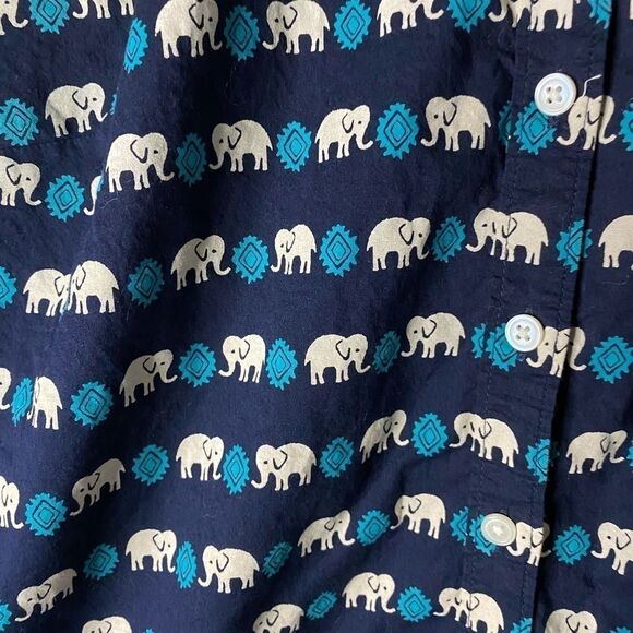 Crown & Ivy Elephant Print Button Down Shirt Size L - Picture 5 of 9
